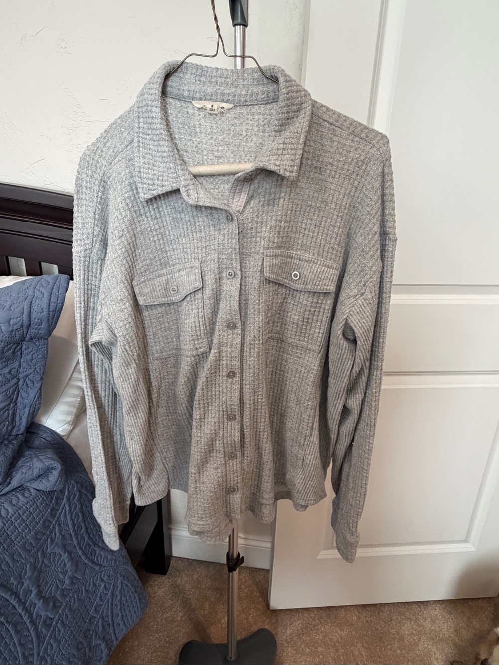 Lucky Brand Women’s Gray Waffle Knit Button-Up Shirt